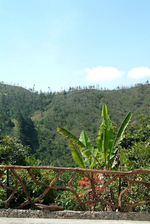 Finca Chamanapamba Guest House Baños Kültér fotó